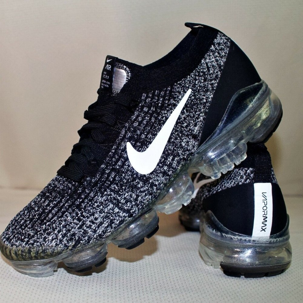 Nike Flyknit Vapormax Men Shoes- OPEN TO OFFERS !! - Picture 8 of 8
